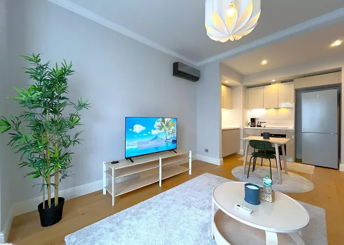 Taksim360 Residences *